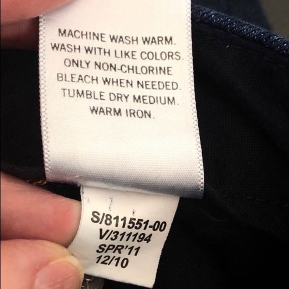 Banana Republic Dark Wash Cropped Blue Jean | 26/2 - Picture 7 of 7